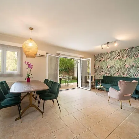 Central & Elegant Suite With Private Garden Argostóli Extérieur photo